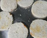 A picture of step 16 of Cheesy Sandwich Burger disc.