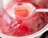 Foto langkah ke 2 dari resep Sirup Merah alias Setrup (Stroop Homemade).