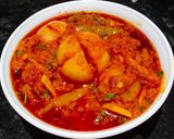 A picture of step 3 of Bharwa pyaaz ki sabji.
