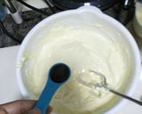 Foto langkah ke 3 dari resep Japanese sponge cake.