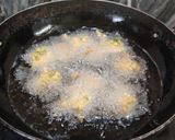 A picture of step 4 of Spinach Pakoda.