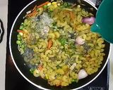 A picture of step 3 of Raw mango & honey pasta.