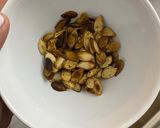Foto del paso 3 de la receta: Semillas de zapallo snack