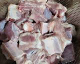 Hình bước làm 1 của món Sườn xào chua ngọt