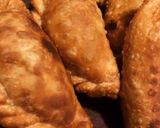 Foto del paso 14 de la receta: Empanadas fritas de bondiola desmenuzada