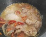 Foto del paso 7 de la receta Contramuslos de pollo guisados en salsa