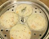 A picture of step 6 of Vegetable Rava idli.