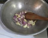 Foto langkah ke 1 dari resep Sambel goreng pare.