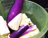 Foto langkah ke 1 dari resep Terong Teri Balado.