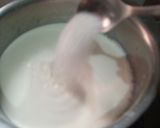 A picture of step 1 of Mango trifle custard.