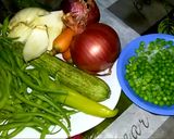 Une image de l'étape 1 de Tamakfoult (couscous avec les restes des légumes a la vapeur).