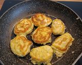 Foto del paso 5 de la receta: Tortitas de calabacín