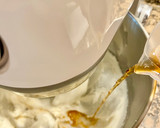 Foto del paso 2 de la receta: Pastel con manteca, cabello de ángel y vino dulce moscatel “sin gluten”