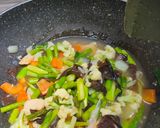 Foto langkah ke 4 dari resep Tumis asparagus.