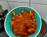 Foto langkah ke 4 dari resep Ayam Bumbu Merah versi Simpel dan Hemat Waktu.