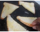 A picture of step 1 of Omelette Sandwich.