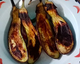 Foto langkah ke 1 dari resep Terong Bakar Sambal Pecak.