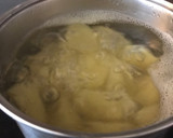 Foto del paso 1 de la receta: Lenguados a la plancha con patatas galletas