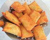 Foto langkah ke 6 dari resep Martabak ayam mini.