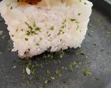A picture of step 4 of Onigiri.