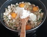 Foto del paso 2 de la receta Pastel de pollo con masa de hojaldre