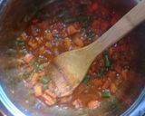 A picture of step 2 of Mince meat with tomato.