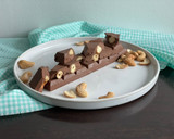 Foto del paso 5 de la receta: Chocolate con leche keto y vegano con marañones