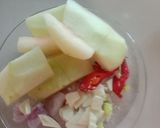 Foto langkah ke 1 dari resep Oseng daun pepaya.