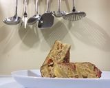 Foto del paso 6 de la receta: Tortilla de papas al tomillo con chistorras y polvos de pimentón ahumado