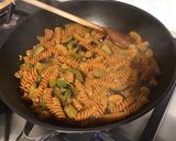 Une image de l'étape 11 de Fusilis de lentilles corail aux légumes du jardin et mozzarella di buffala.