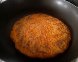 Foto del paso 3 de la receta: Arepa de Zanahoria 🥕con relleno hawaiano!!!😜😜😜🍘🧀🥓🍍🍘