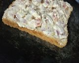 A picture of step 2 of Suji sandwich.