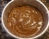 Foto del paso 11 de la receta: Tarta húmeda de dulce de leche y chocolate negro