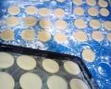 Foto del paso 12 de la receta: Alfajores de maizena fácil rápido económico!