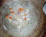 Foto langkah ke 2 dari resep Tumis Terong Udang Rebon.