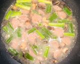 Foto langkah ke 3 dari resep Tumis Brokoli Bakso Jamur.