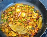 A picture of step 2 of Stir fried Mushrooms and vegetables.