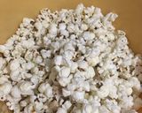 Foto langkah ke 1 dari resep Popcorn Karamel ala Bioskop.