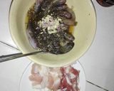 Hình bước làm 2 của món Cá bống đen kho tiêu