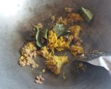Foto langkah ke 3 dari resep Ayam Goreng Lengkuas.