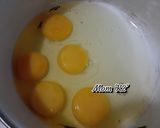 Foto langkah ke 2 dari resep TELUR DADAR KORNET SAPI GULUNG MOM 'K2'.