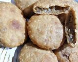 A picture of step 5 of Pyaaz ki kachori.