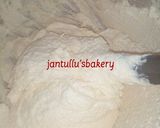 A picture of step 2 of Vanilla fondant cake.
