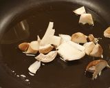 Foto del passaggio 1 della ricetta Polenta e porcini