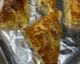 Foto langkah ke 5 dari resep Sausage Roll [ saucijzenbroodje ].