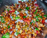 চটপটা ছোলা মাখা(chotpota chola makha recipe in Bengali) রেসিপির ধাপ 4 ছবি