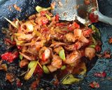 Foto langkah ke 4 dari resep Sambal cumi asin pete.