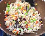 รูปขั้นตอนการทำที่ 4 ของ ข้าวผัดธัญพืช #กินผักรักสุขภาพ1