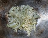 Foto langkah ke 6 dari resep Kwetiaw Siram.