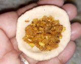 मूंग दाल मिनी कचौड़ी (Moong dal mini kachori recipe in hindi) रेसिपी चरण 4 फोटो